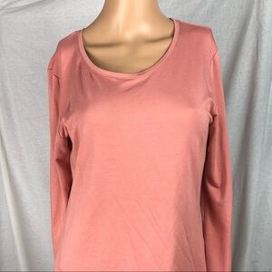 Uniqlo crew neck tee